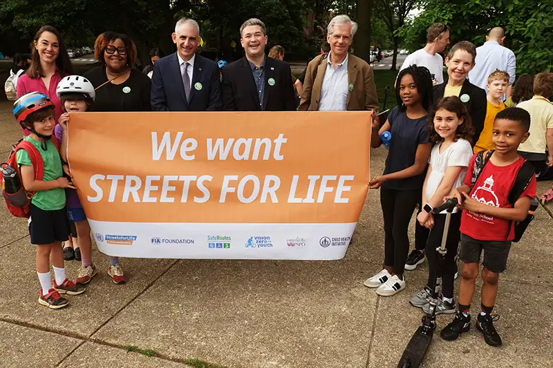 Natalie Draisin, FIA Foundation joins other road safety leaders Nadji Kirby (COMTO), Jason Levine (NHTSA), Rick Birt (DC Highway Safety Office), Jeff Michael (Johns Hopkins) and Nancy Pullen-Seufert (National Center for Safe Routes to School), and children for National Bike & Roll to School Day in Washington, DC.