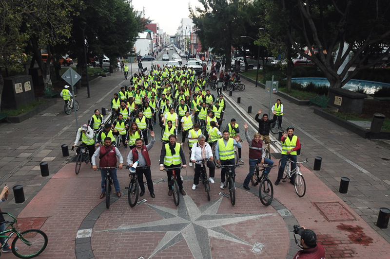 A mass cycling event was held in Puebla de Zaragoza.
