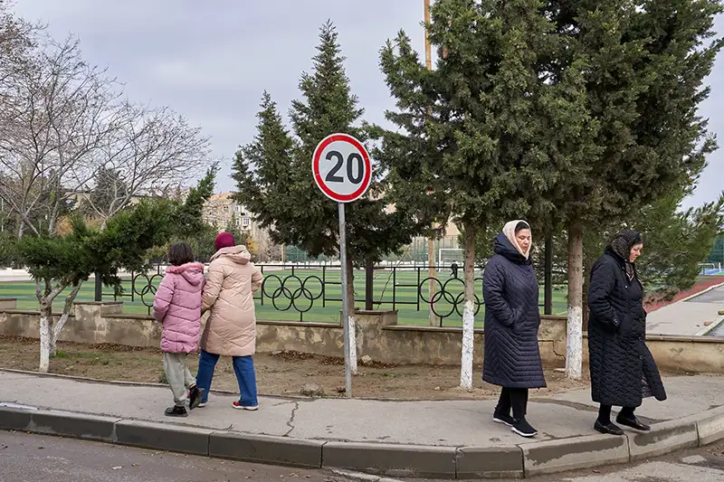 20km/h school zone in Azerbaijan.